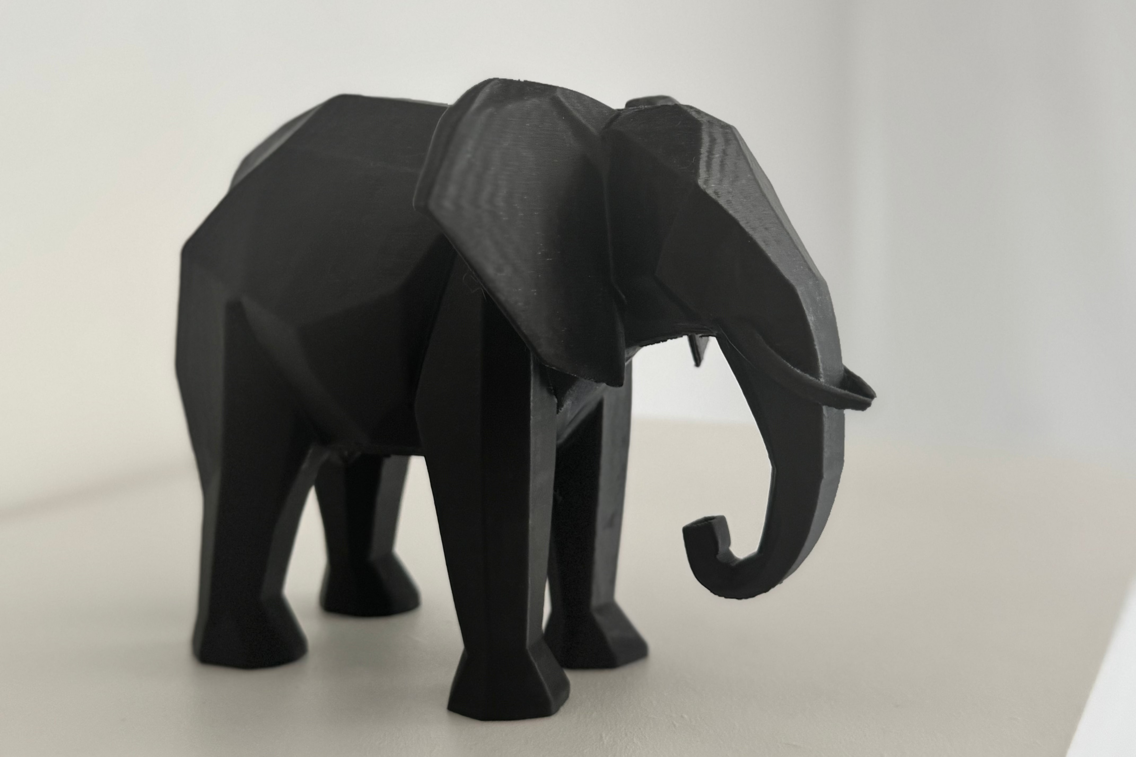 Figurine éléphant noir - décoration